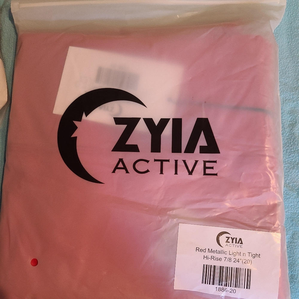 Zyia red metallic leggings size 20